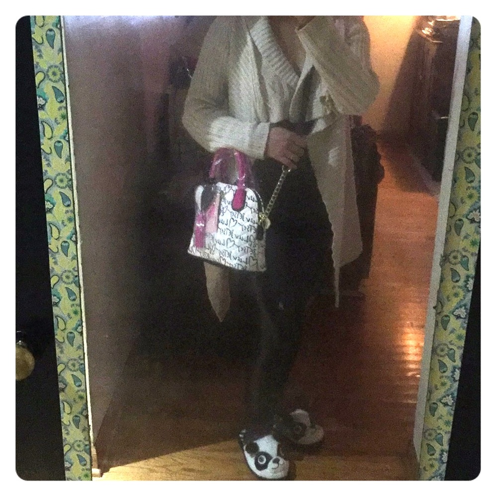 🎉LAST-1👜Luv Betsey Johnson Crossbody bag👜💞 - Picture 5 of 8